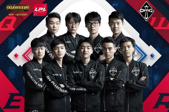 与此相伴的 与此相伴的