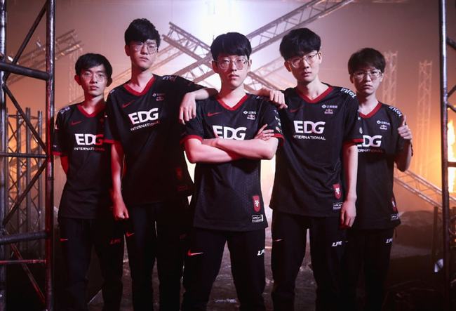 赛博朋克2 赛博朋克2