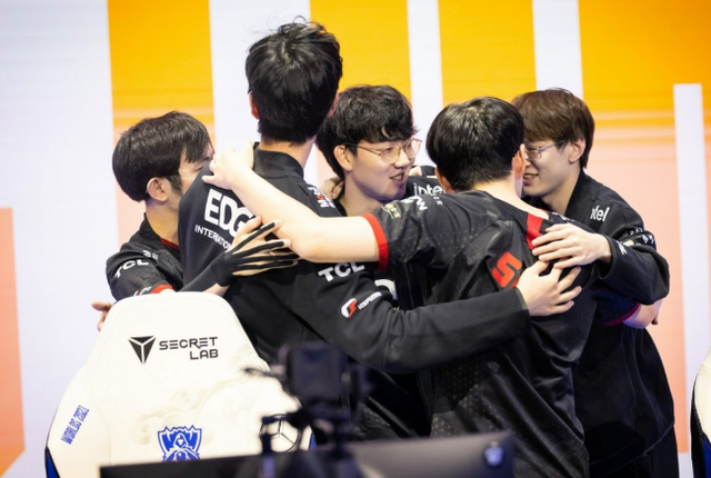 主玩辅助 主玩辅助